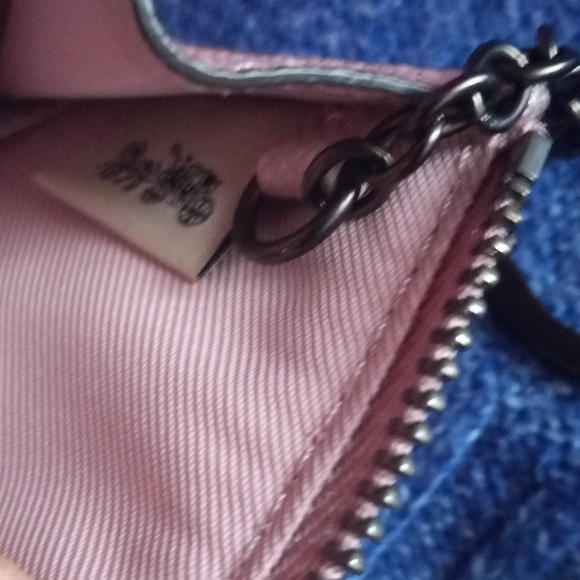 NWT Coach pink leather Mini ID Wallet - Picture 7 of 10